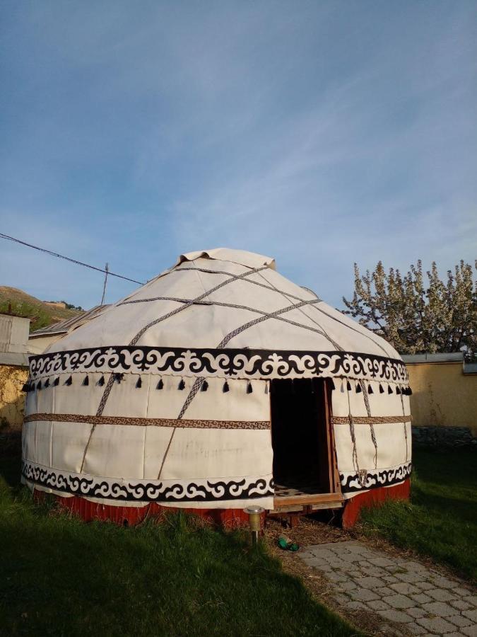 Ethno Boutique Hotel Osch Exterior foto