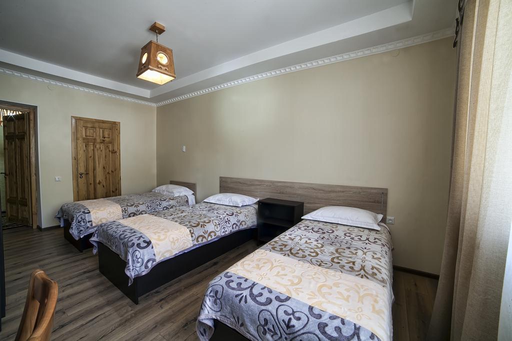 Ethno Boutique Hotel Osch Zimmer foto