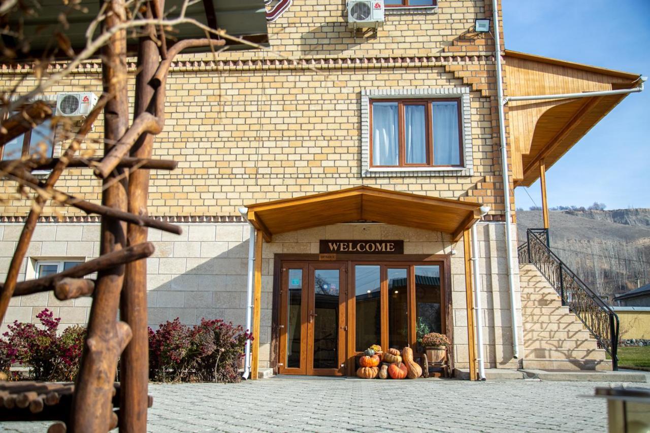 Ethno Boutique Hotel Osch Exterior foto