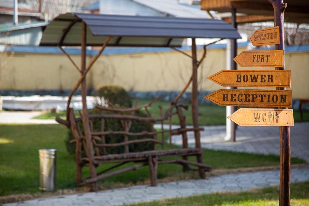 Ethno Boutique Hotel Osch Exterior foto